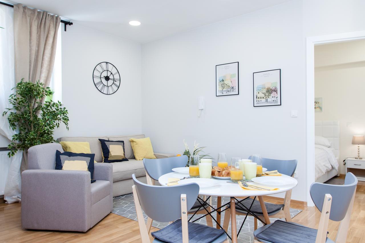 Luxury Main Square Apartments Загреб Екстериор снимка