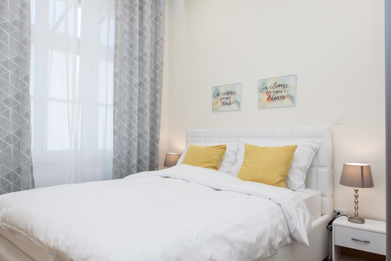 Luxury Main Square Apartments Загреб Екстериор снимка