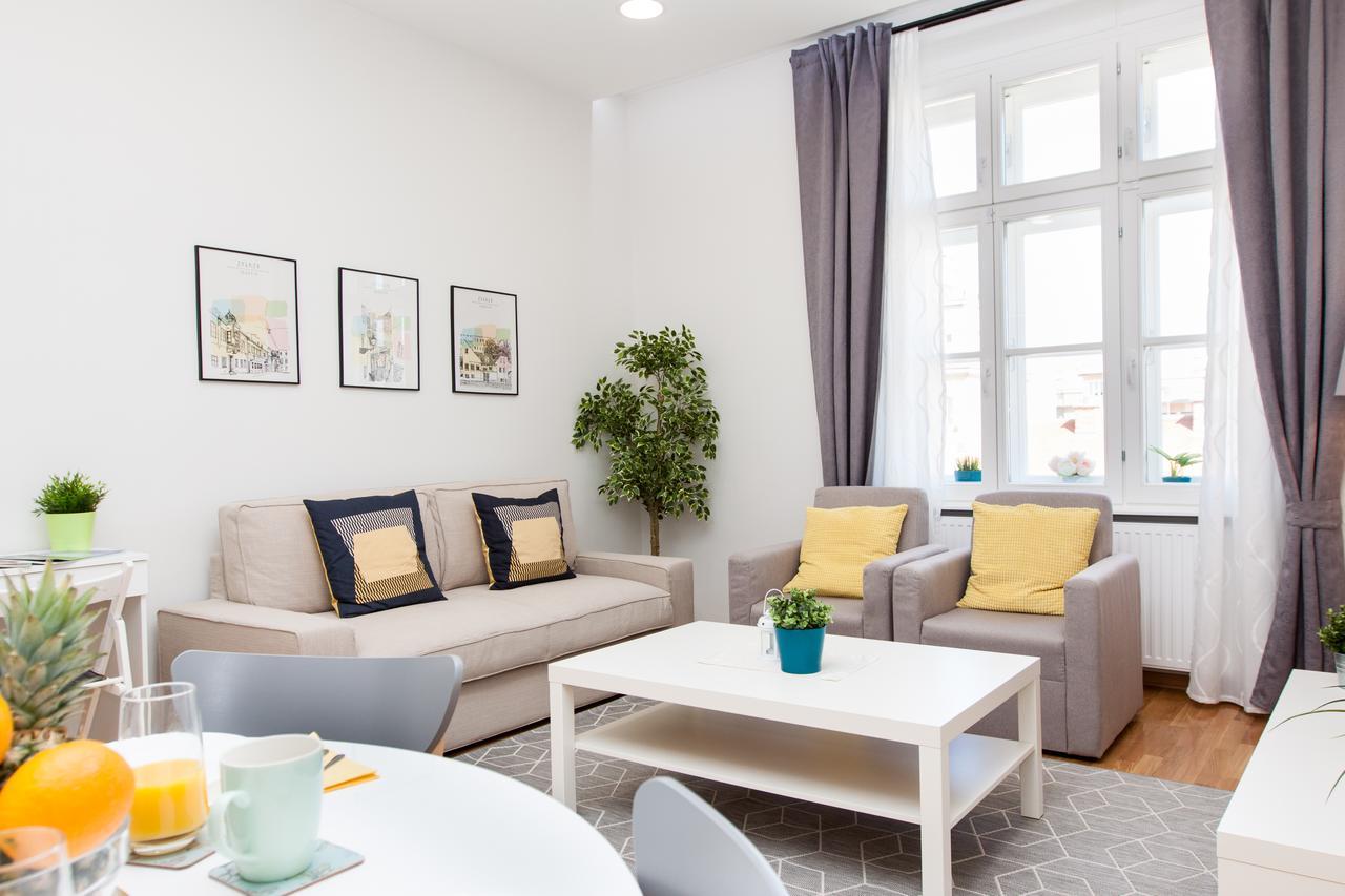 Luxury Main Square Apartments Загреб Екстериор снимка